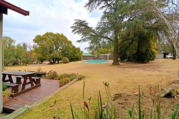 Property For Sale in Ruimsig, Roodepoort